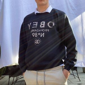 OBEY black crew neck